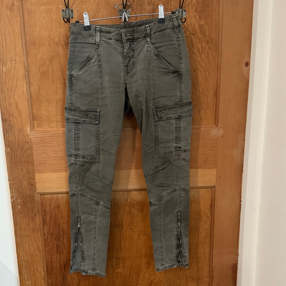 J Brand Women's Straight Leg Jeans in Gray